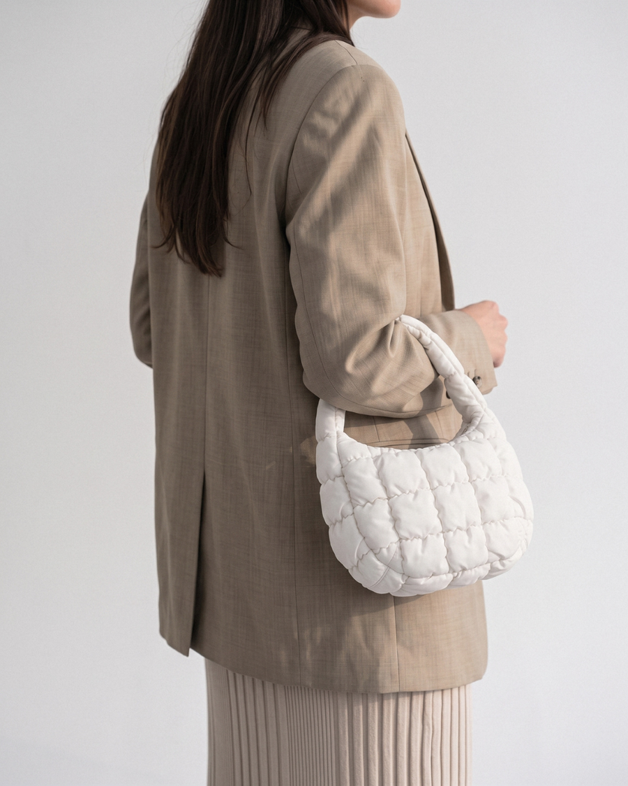 Clara | Mini bolso acolchado en forma de nube