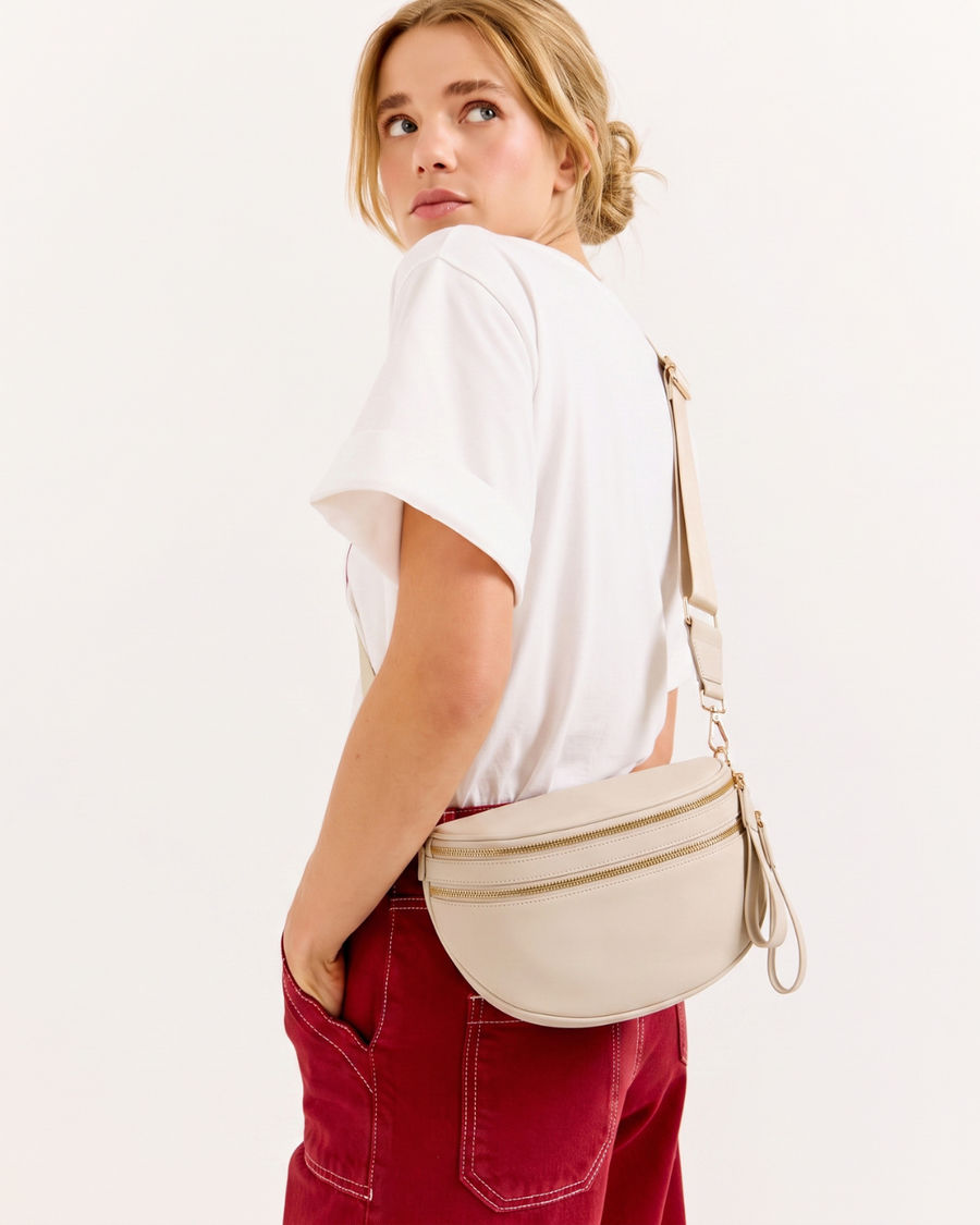Julia | Bolso media luna con correa ancha