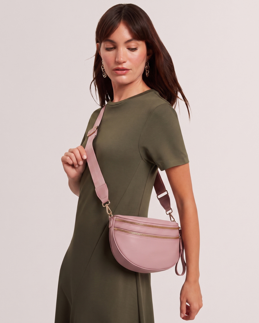 Julia | Bolso media luna con correa ancha