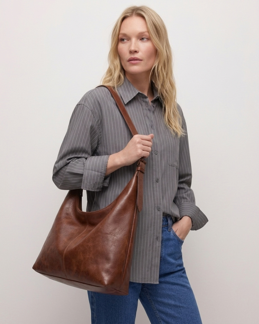 Mercedes | Bolso de piel sintética con correa regulable