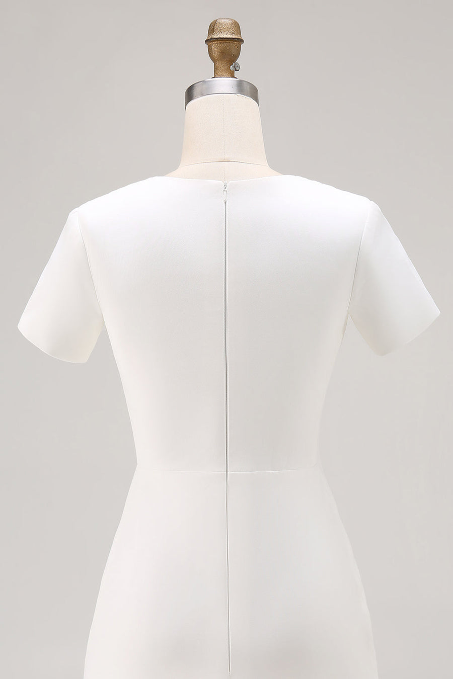 Lucía | Vestido corto plisado de manga corta