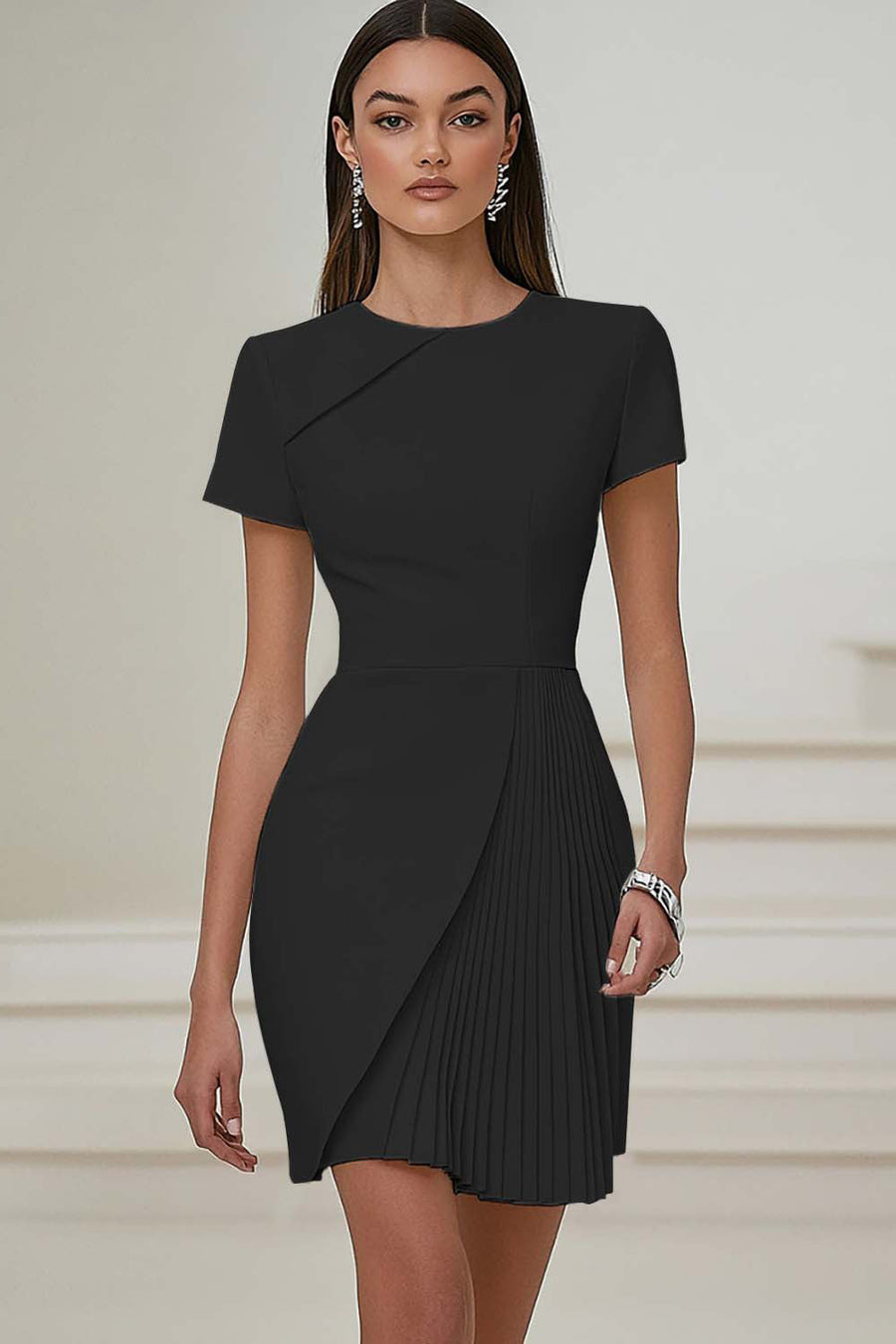 Lucía | Vestido corto plisado de manga corta