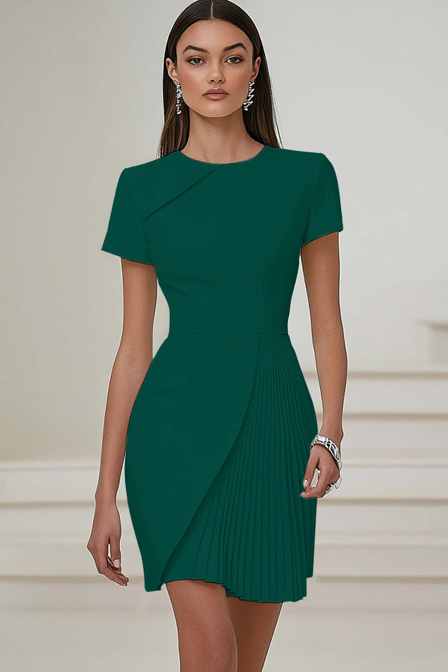 Lucía | Vestido corto plisado de manga corta
