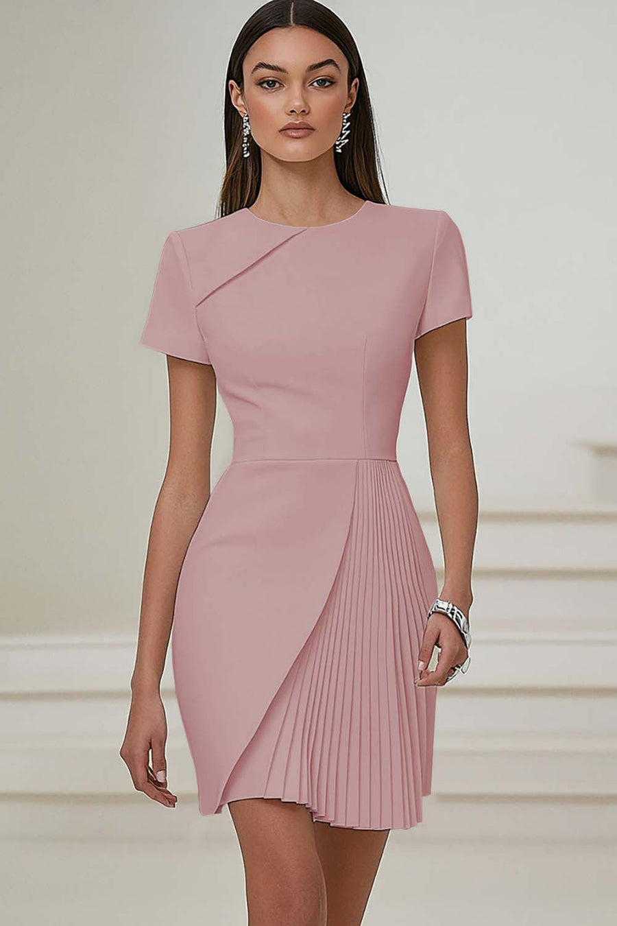 Lucía | Vestido corto plisado de manga corta