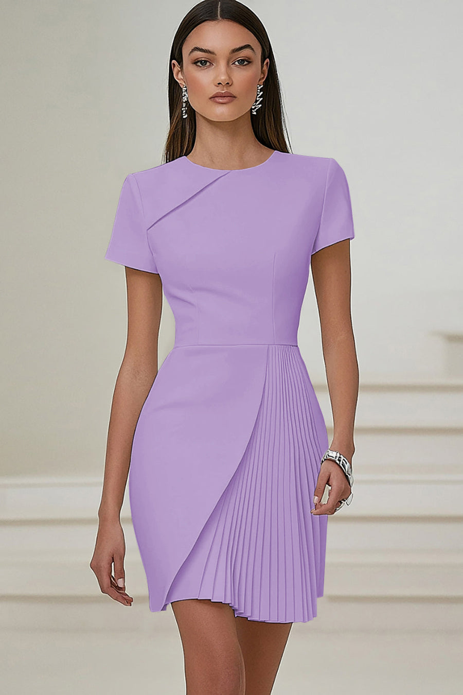 Lucía | Vestido corto plisado de manga corta