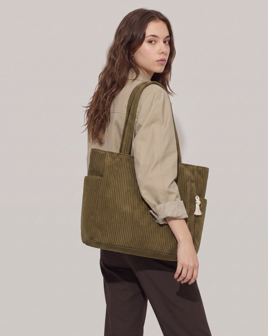 Nuria | Bolso de pana con bolsillos