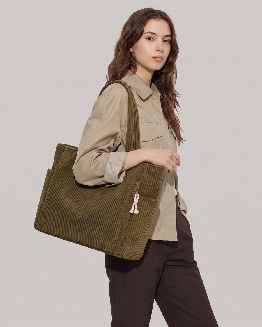 Nuria | Bolso de pana con bolsillos