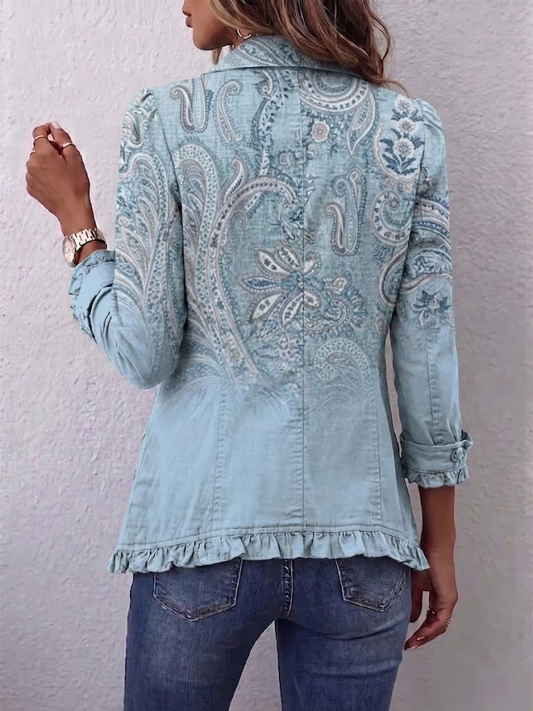 Chaqueta paisley azul cielo con volantes – Emilia